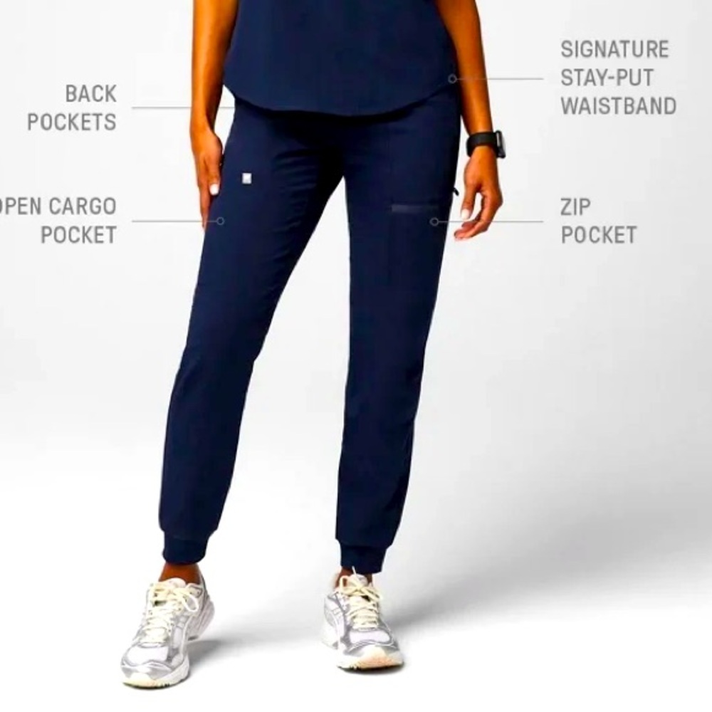 Fabletics On-Call Jogger XXS Navy